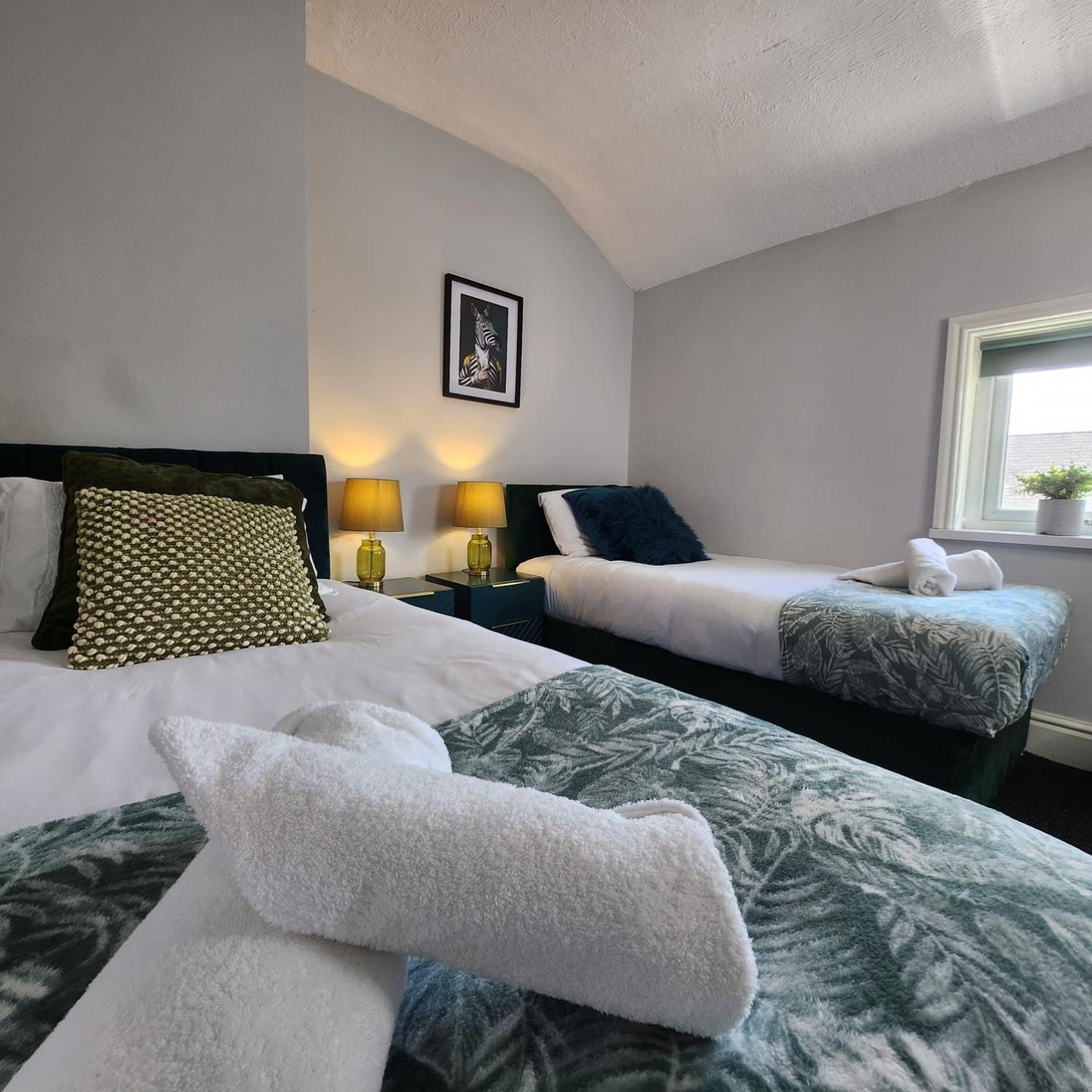 Cottage Style 2 Bedroom Apt In City, Near Utilita Arena & Free Parking Birmingham Bagian luar foto